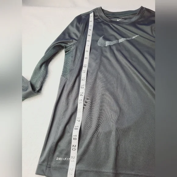 Nike Gray Youth Dri-Fit Long Sleeved Shirt Unisex Size Small - Picture 6 of 7